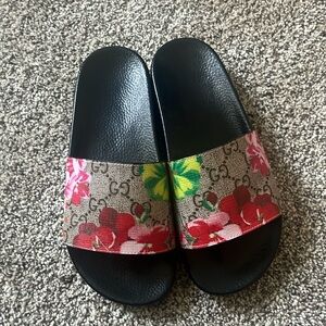 Gg Slides size 6-6.5